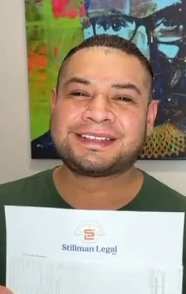 Photo of Gustavo Rios, a client of Lina, sharing his testimonial.